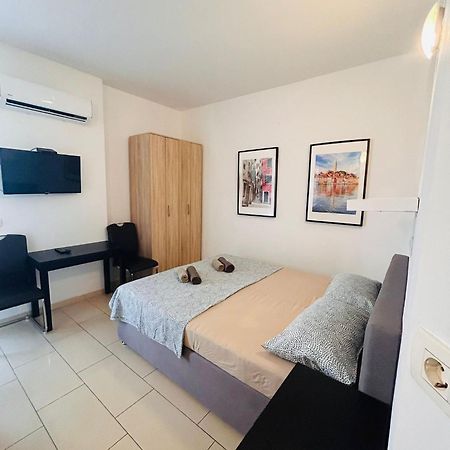 Apartment In The Center Of Pola Esterno foto