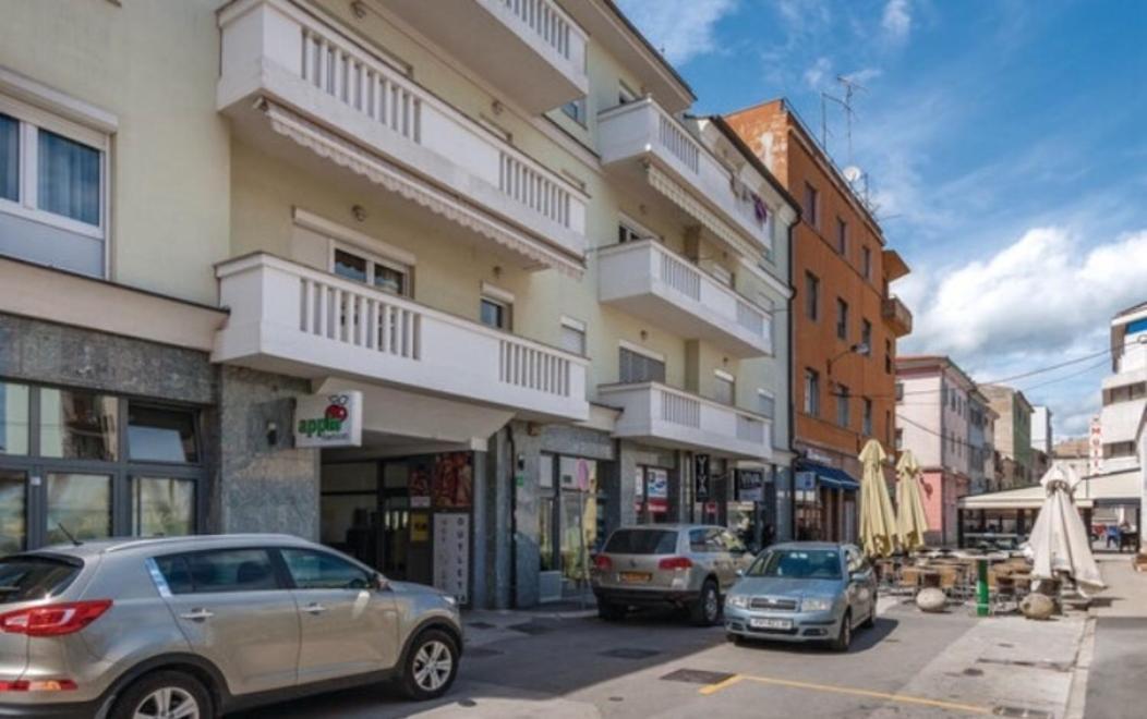 Apartment In The Center Of Pola Esterno foto